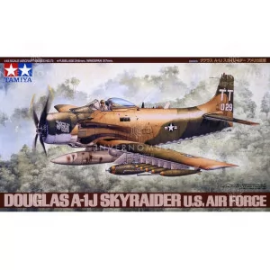 Tamiya 61073 | Douglas A-1J Skyraider USAF | Velivolo USA | 1:48